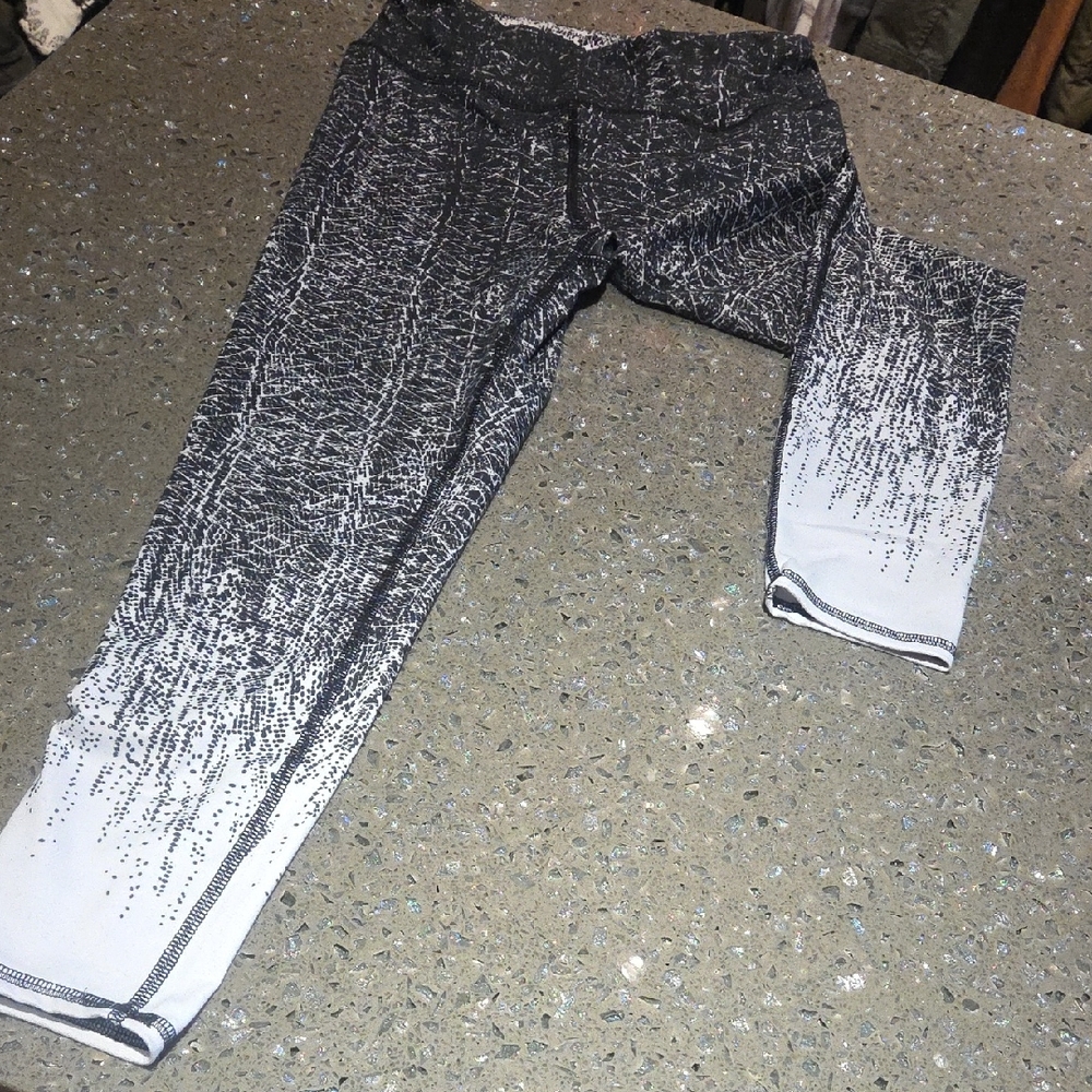 Stylish Black and Gray Women's Leggings